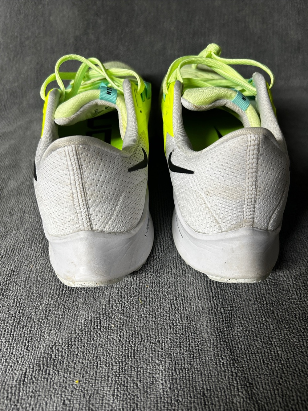 Nike Air Zoom Pegasus 38 Women’s Size 10 Volt Lime Running Shoes - Picture 8 of 12